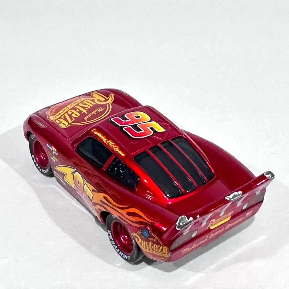 Disney Cars 3 Metallic Lightning McQueen Scavenger Hunt